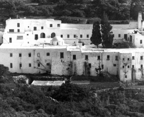 The monastery of Longovardas in 1944